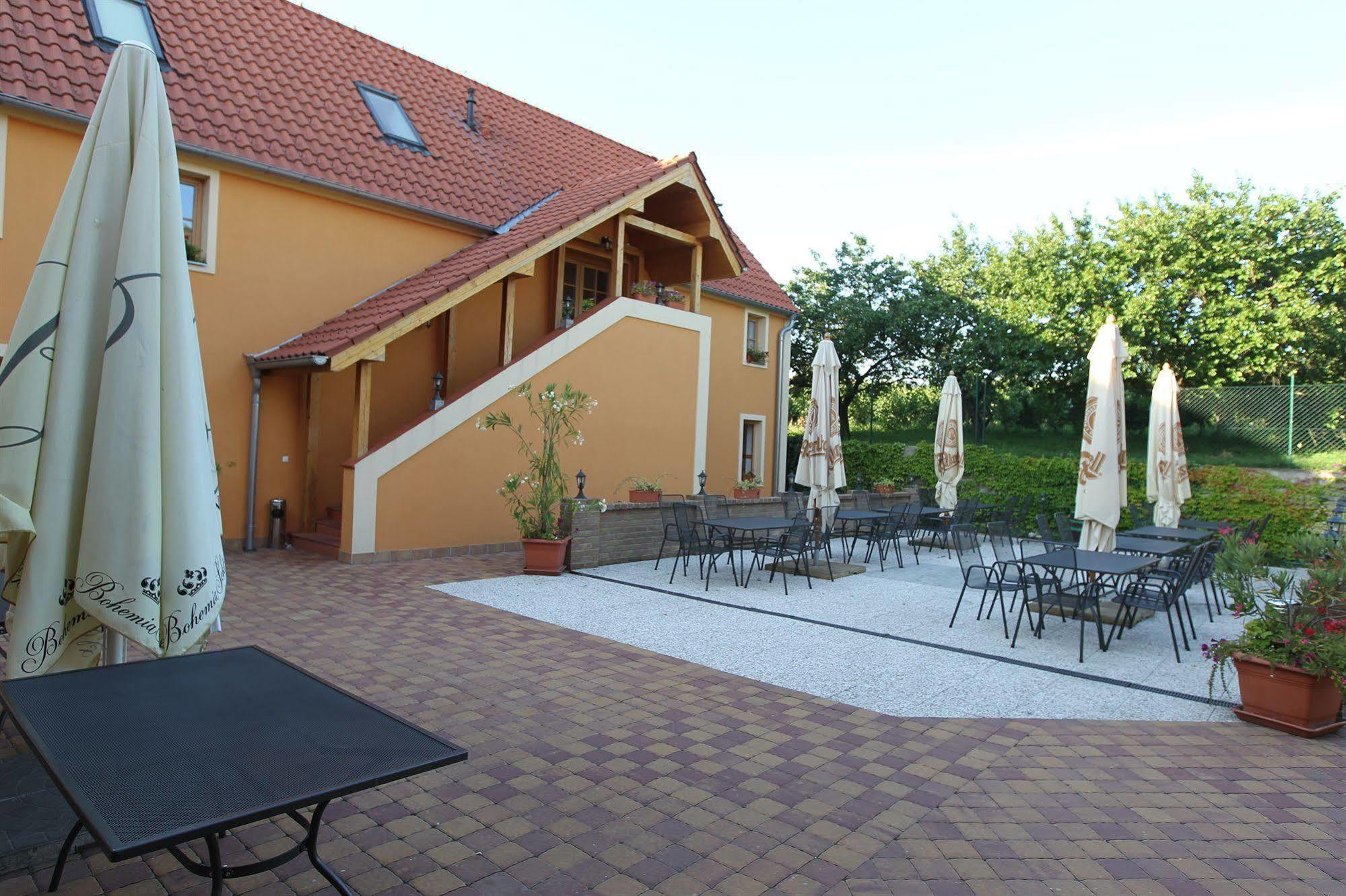 Hotel Pavlov Esterno foto